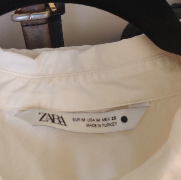 Zara Oversize Button Down - Picture 2 of 2